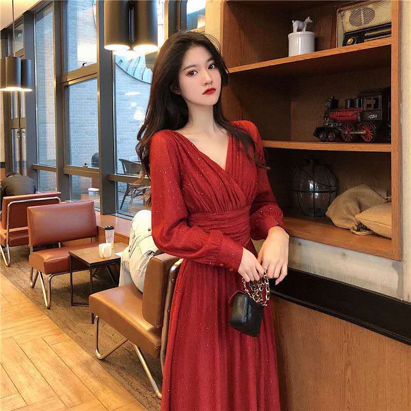 Design Sense Waist Pleated Temperament Long Sleeved Skirt Slim Dress